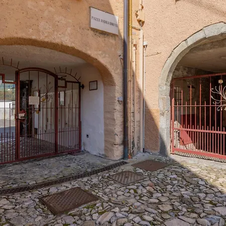 Contempora - Ca' Brenta Hero - Valle Intelvi - * San Fedele Intelvi